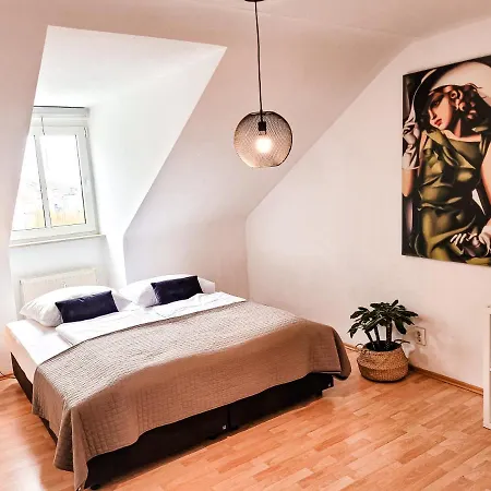 3 Schlafzimmer - Nahe Muenchen & Flughafen - Netflix Appartement *